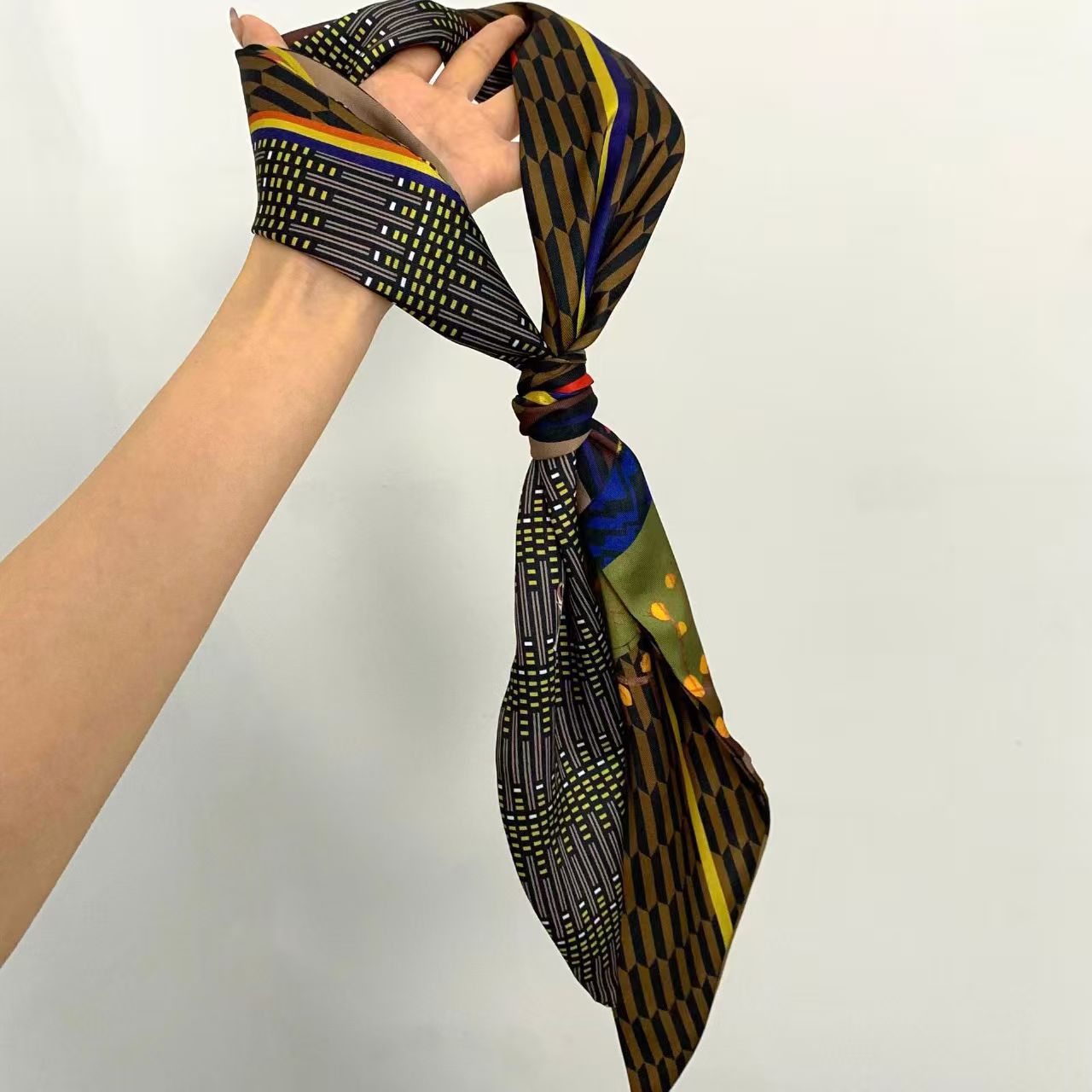Pañuelo de seda de lujo con es - Women Fashion Necktie reseña y precio